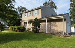 67 Coventry Rd, Wayne Twp., NJ 07470-4184