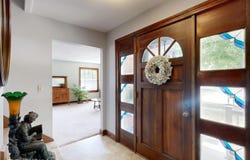 212 Cedarwood Drive, Flushing, MI 48433