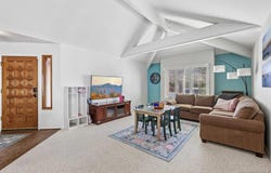 18541 Locksley St, Rancho Bernardo, CA 92128