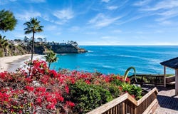 44 S La Senda Drive, Laguna Beach, CA 92651