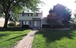 24199 Colonial Drive, Woodhaven, MI 48183