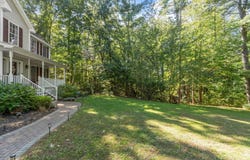 24 Wilson Road, Londonderry, NH 03053