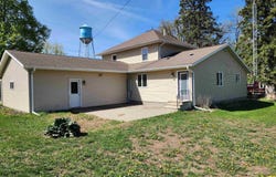 317 E 1st Street, Arthur, IA 51431