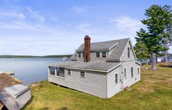 30 Kelly Road, Vassalboro, ME 04989