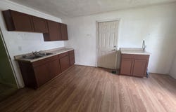 23 N Barron Street, Kenton, OH 43326