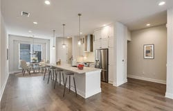 3905 Vantage Dr, Austin, TX 78731