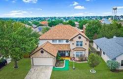 124 Springtree Grove, Cibolo, TX 78108