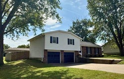 1412 Melrose Lane, Macon, MO 63552