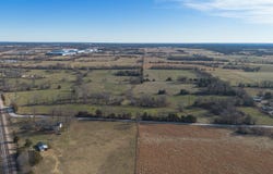 E Highway Oo, Strafford, MO 65757