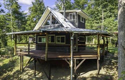258 Black Bear Ridge Road, Campton, KY 41301