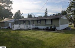 511 W Main Street, Hale, MI 48739