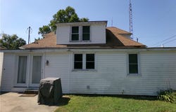 107 N Walnut Street, Emma, MO 65327