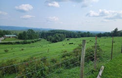 76 High Top Ln, Fries, VA 24330