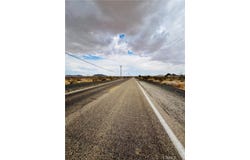 Reche Road, Landers, CA 92285