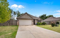 120 Sullivans Wy, Centerton, AR 72719