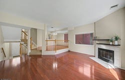 4 Patriot Crossing Ct, Rockaway Twp., NJ 07866-4813