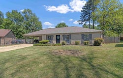 4022 CHINABERRY Cv, Memphis, TN 38115