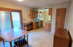 1222 Sunnydell Ln, Norfolk, NE 68701