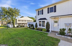 30 RELIANCE CT, TELFORD, PA 18969