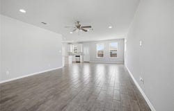 105 Quiet Man Dr, Jarrell, TX 76537