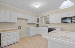 7089 E FOXHILL Dr, Bartlett, TN 38135