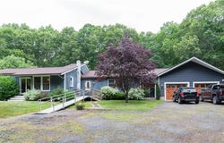 11 Paris Irons Road, Glocester, RI 02857