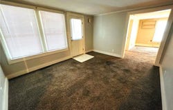 305 E JACKSON Street, Pittsburg, KS 66762
