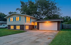 814 Pinecrest Drive, Rantoul, IL 61866