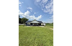 47880 Tornado Rd, Racine, OH 45771