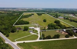 Donahoo Road, McLouth, KS 66054
