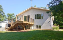 111578 Bergmann Rd., Athens, WI 54411