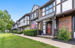 149 New Wickham Dr, Penfield, NY 14526