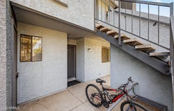 1215 E LEMON Street, Tempe, AZ 85281