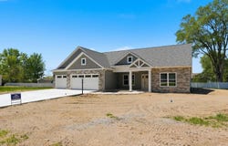3429 E Autumn Trail, Warsaw, IN 46582