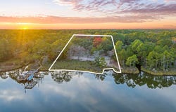 Whitfield Road, Freeport, FL 32439