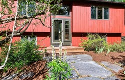 8 Sunset Walk, Enfield, NH 03748