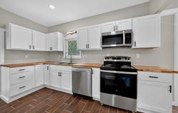 71 Shaw Blvd, Monroeton, PA 18832