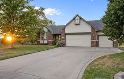 3621 Summerchase, Rose Hill, KS 67133