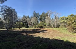 1300 HAMPTON Rd, Brookings, OR 97415