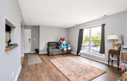 1100 E 6th Street, Des Moines, IA 50316