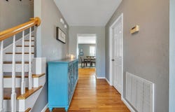 521 Ridgecrest Ln, Roanoke, VA 24019
