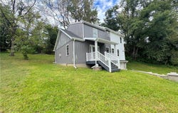7651 Pennsylvania Ave, North Huntingdon, PA 15501