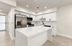 7164 W 3rd Ave, Hialeah, FL 33014