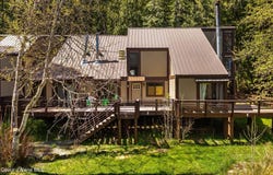 140 Snowgoose Ln, Sandpoint, ID 83864