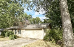 5758 S Kimbrough Avenue, Springfield, MO 65810