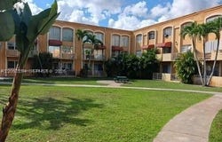 18111 NW 68th Ave, Hialeah, FL 33015