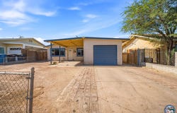 576 Vine St, El Centro, CA 92243