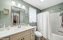 383 Chance Private Drive, Oneida, TN 37841
