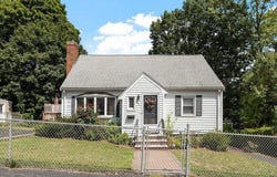 31 Spring View Dr, Lynn, MA 01904