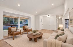 3745 DIVISION Ct, LakeOswego, OR 97035